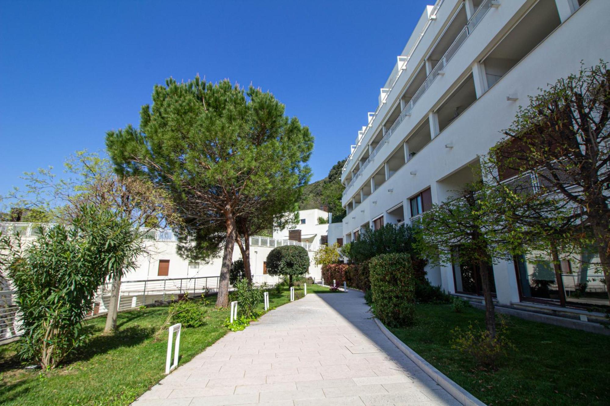 Residence Europa Систиана Экстерьер фото
